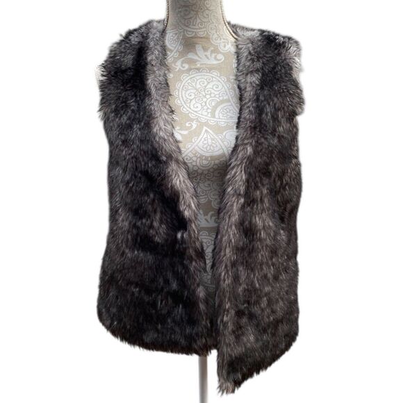 ZARA Kids Faux Fur Vest Black Gray Size 11/12 Fits Women’s Small Soft Plush Boho - Picture 3 of 12